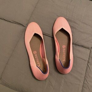 Rothy’s pink flats.
Size 12